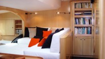 BLUE NOTE -  Sofa and Library